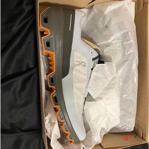 On Cloudventure Men's Glacier/Thorn